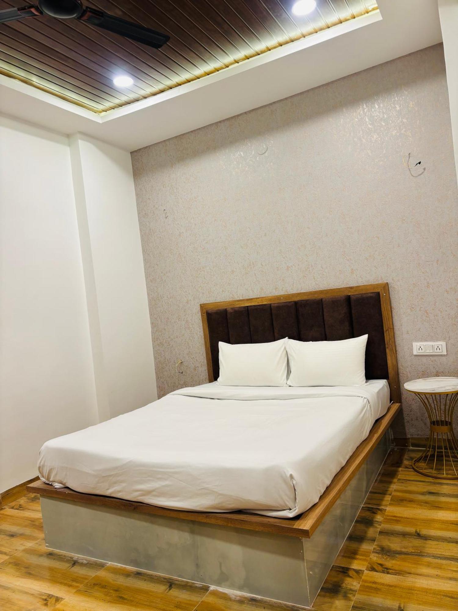 Hotel Vedicvista إندور المظهر الخارجي الصورة
